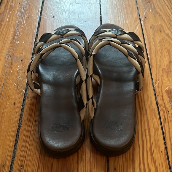 Vera Cuoio sandals, leather, comfy, dressy, unique, high quality - Picture 3 of 5